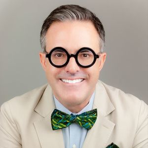 Meet your Posher, Christopher